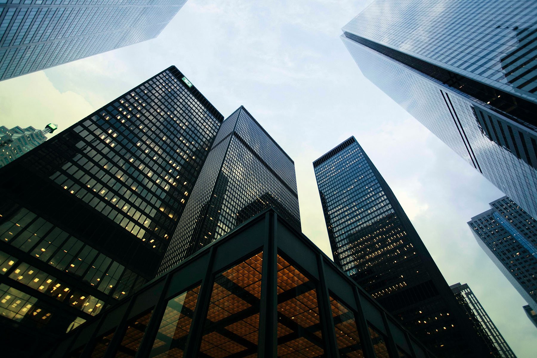 adviso-industries-finance-and-insurance